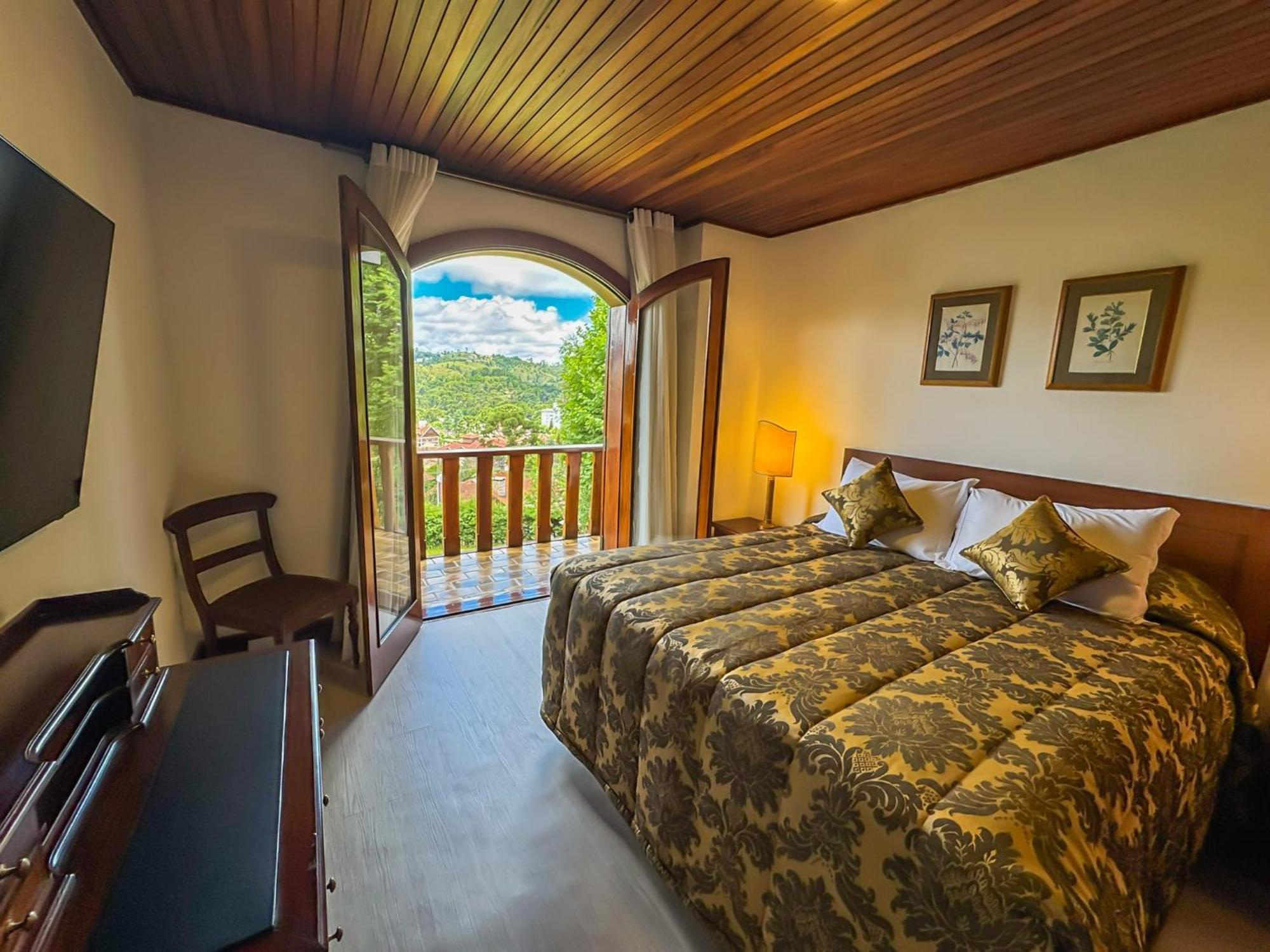 Mansao Nacional Inn Campos do Jordao Bagian luar foto