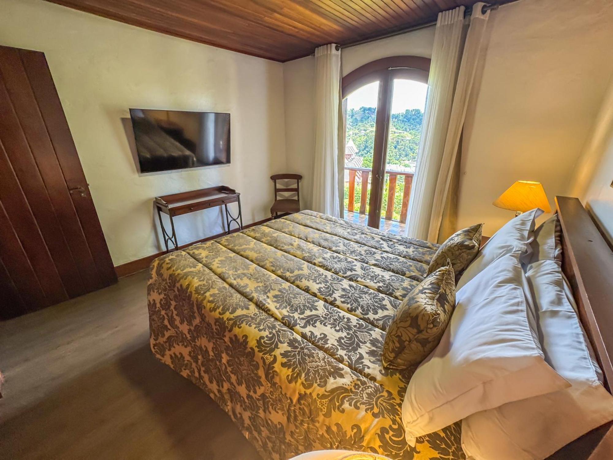 Mansao Nacional Inn Campos do Jordao Bagian luar foto