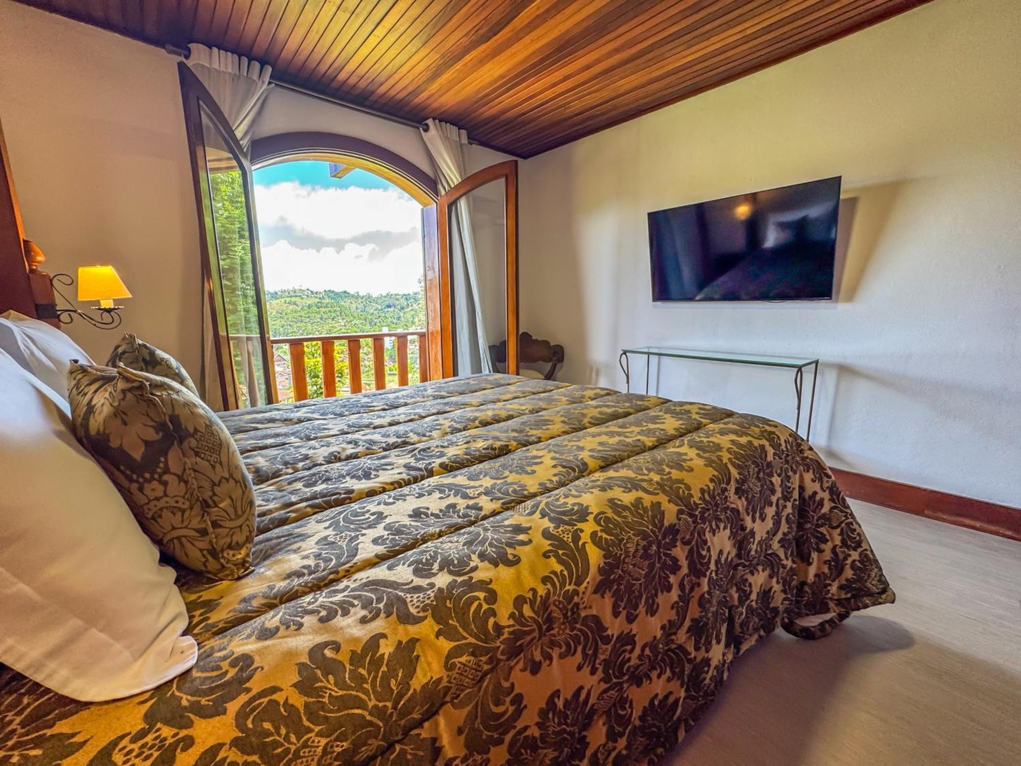 Mansao Nacional Inn Campos do Jordao Bagian luar foto